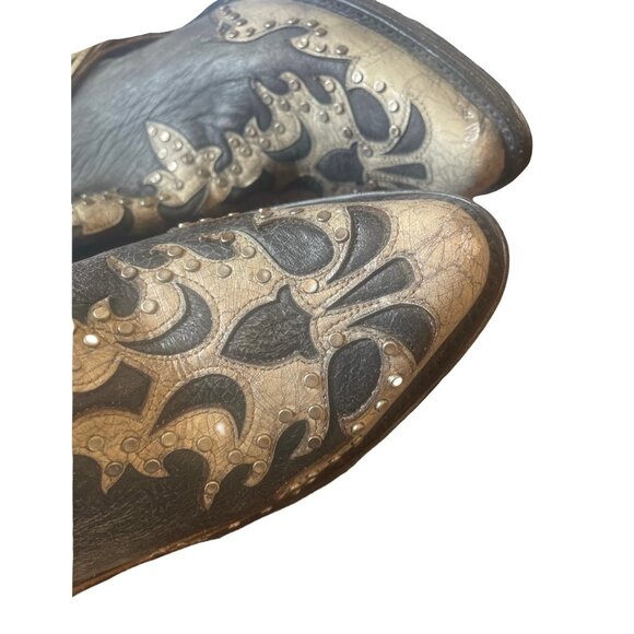 CORRAL ANKLE BOOTIES*BOOTS*FRINGE STUDS DISTRESSED METALLIC COWHIDE 9 - Picture 6 of 10